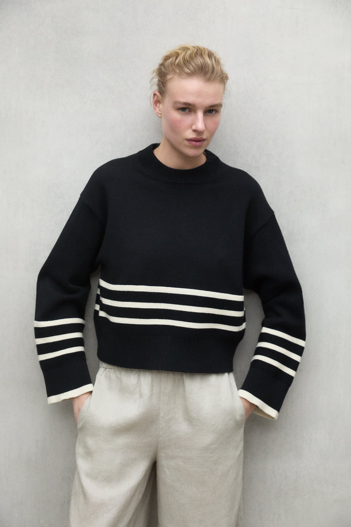 BLACK LANYU SWEATER