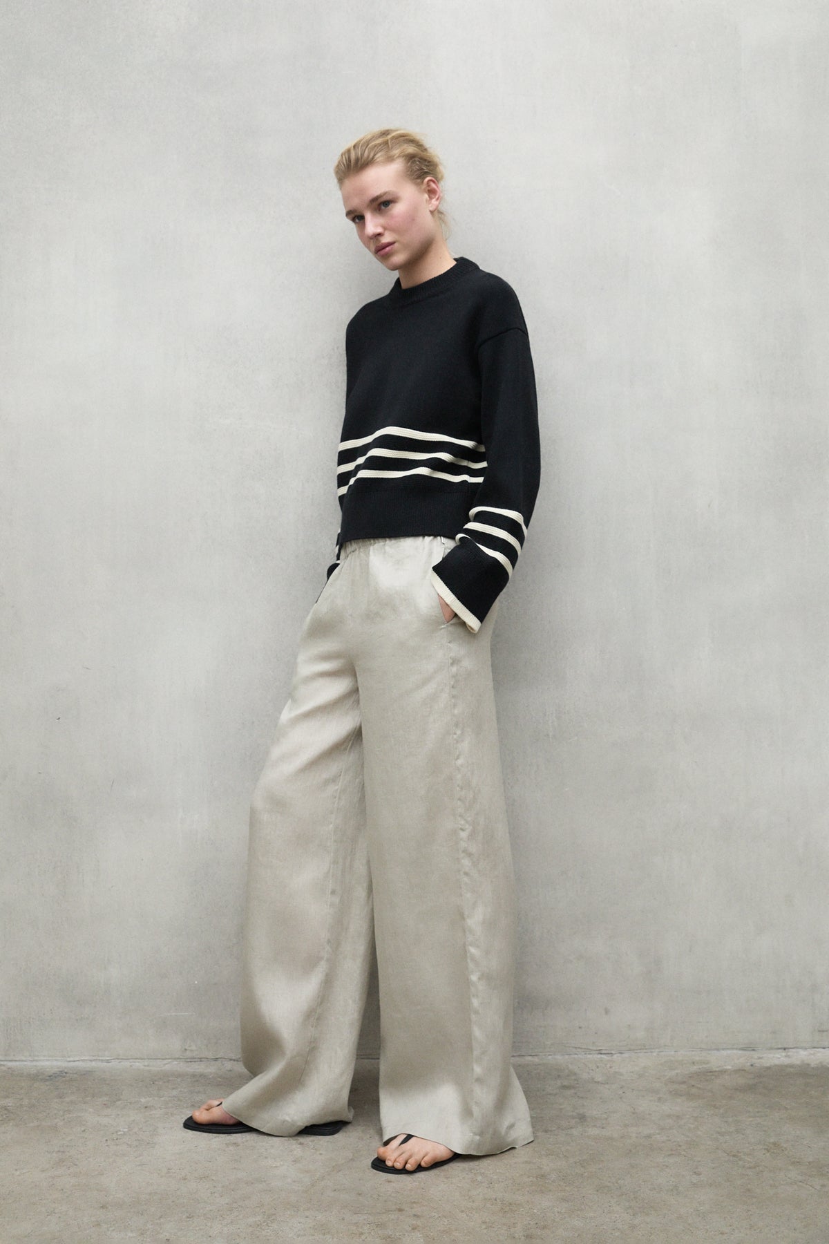 BLACK LANYU SWEATER