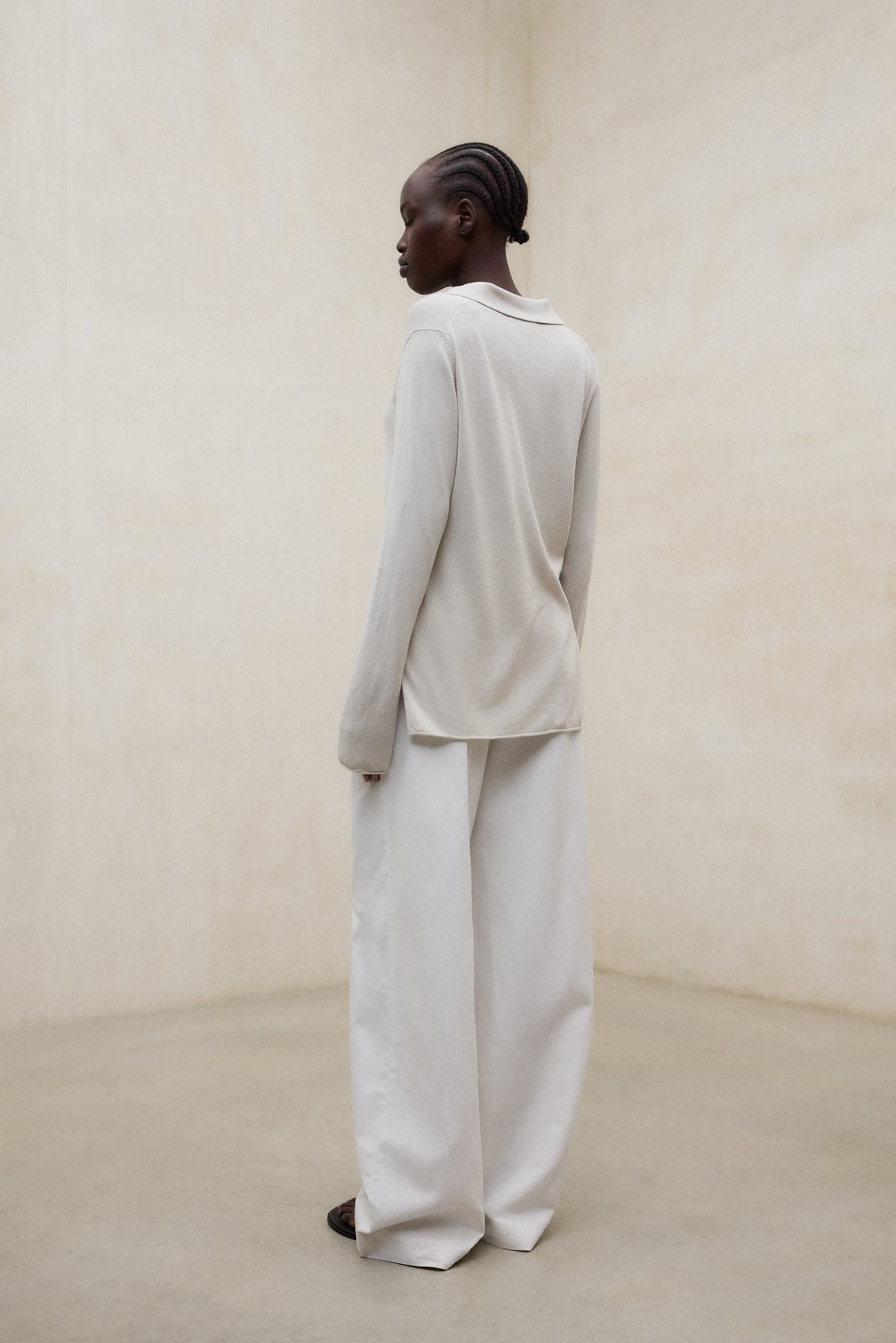 BEIGE MIRTO SWEATER