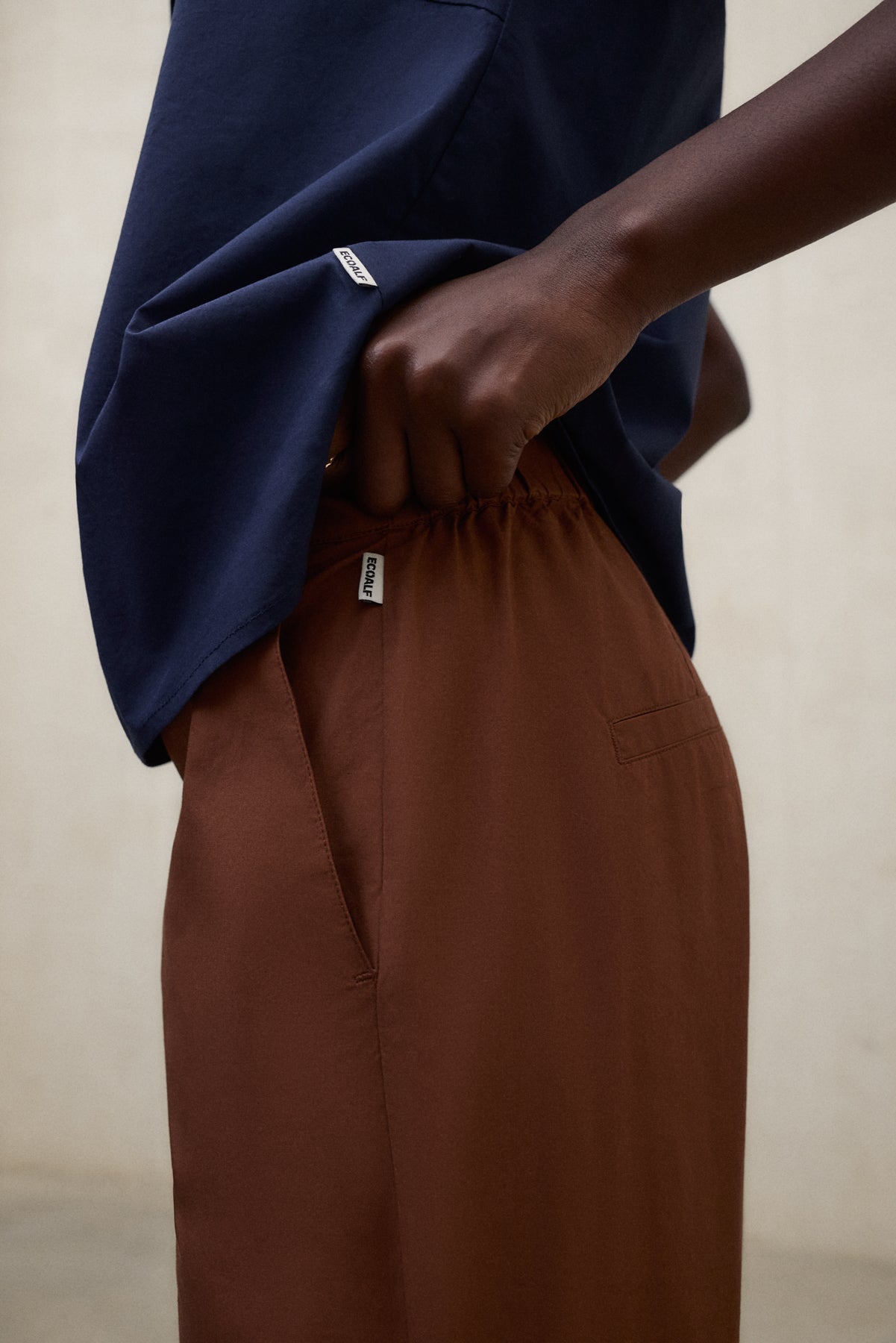 PANTALONES LAGA MARRÓN