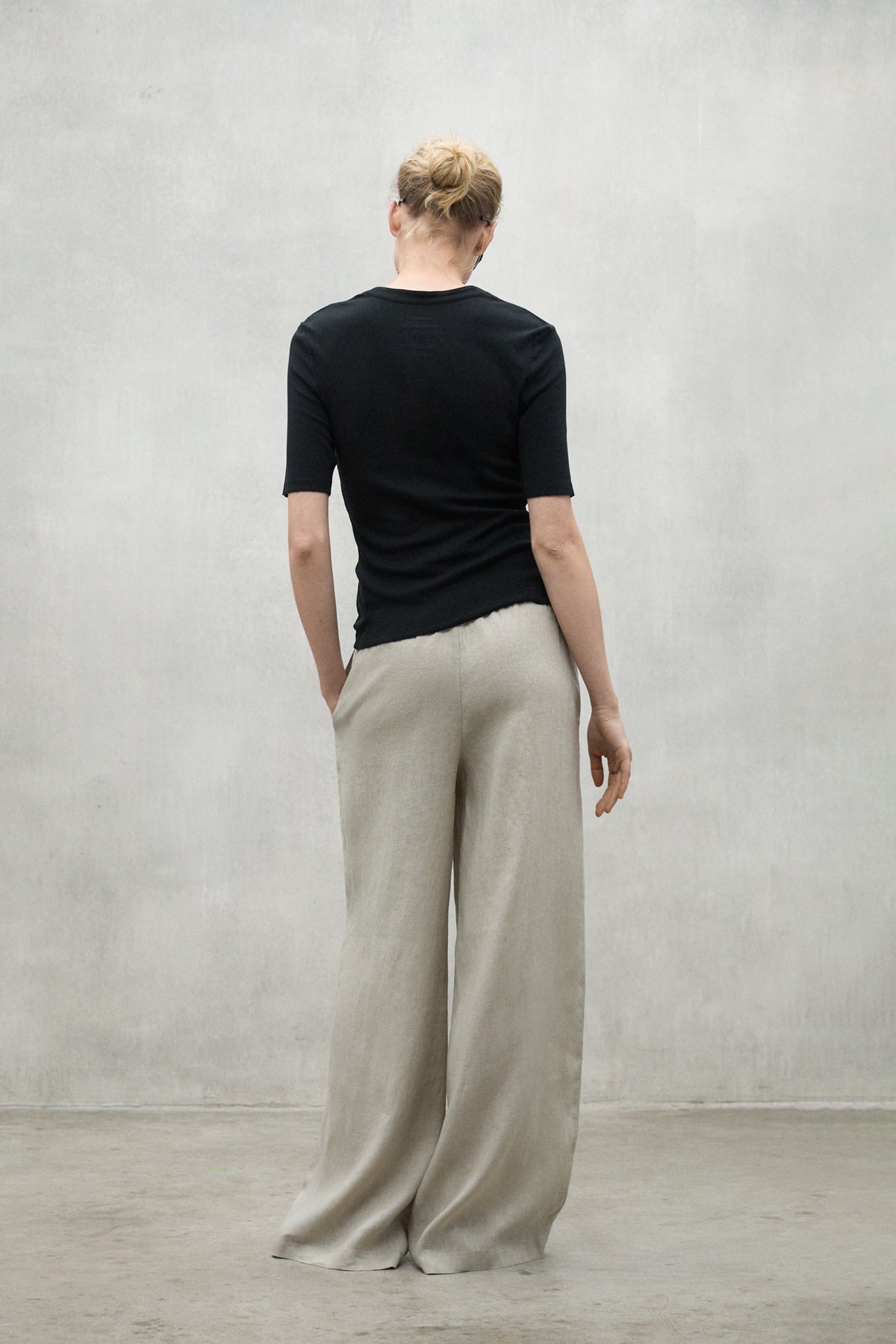 HOSE MOSSI BEIGE
