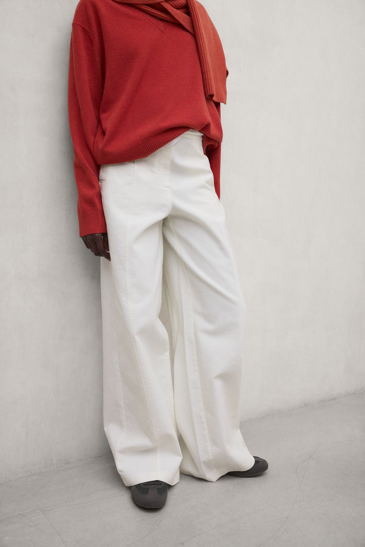 WHITE SIERRA TROUSERS