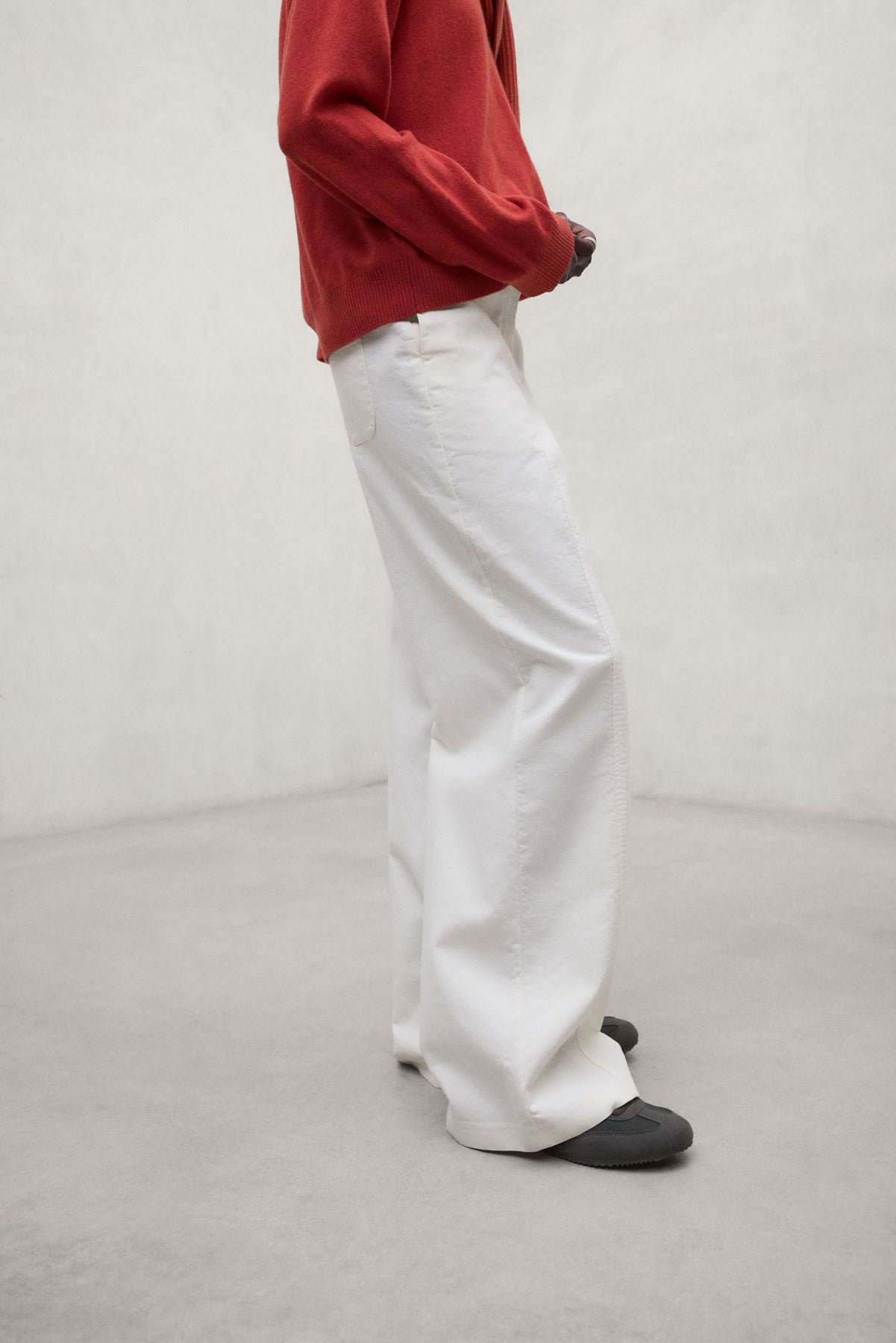 WHITE SIERRA TROUSERS