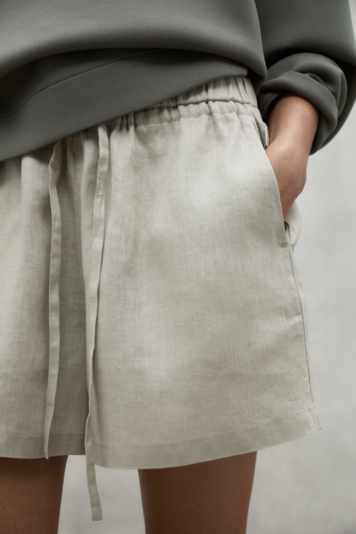 LEINEN-SHORTS YERA BEIGE