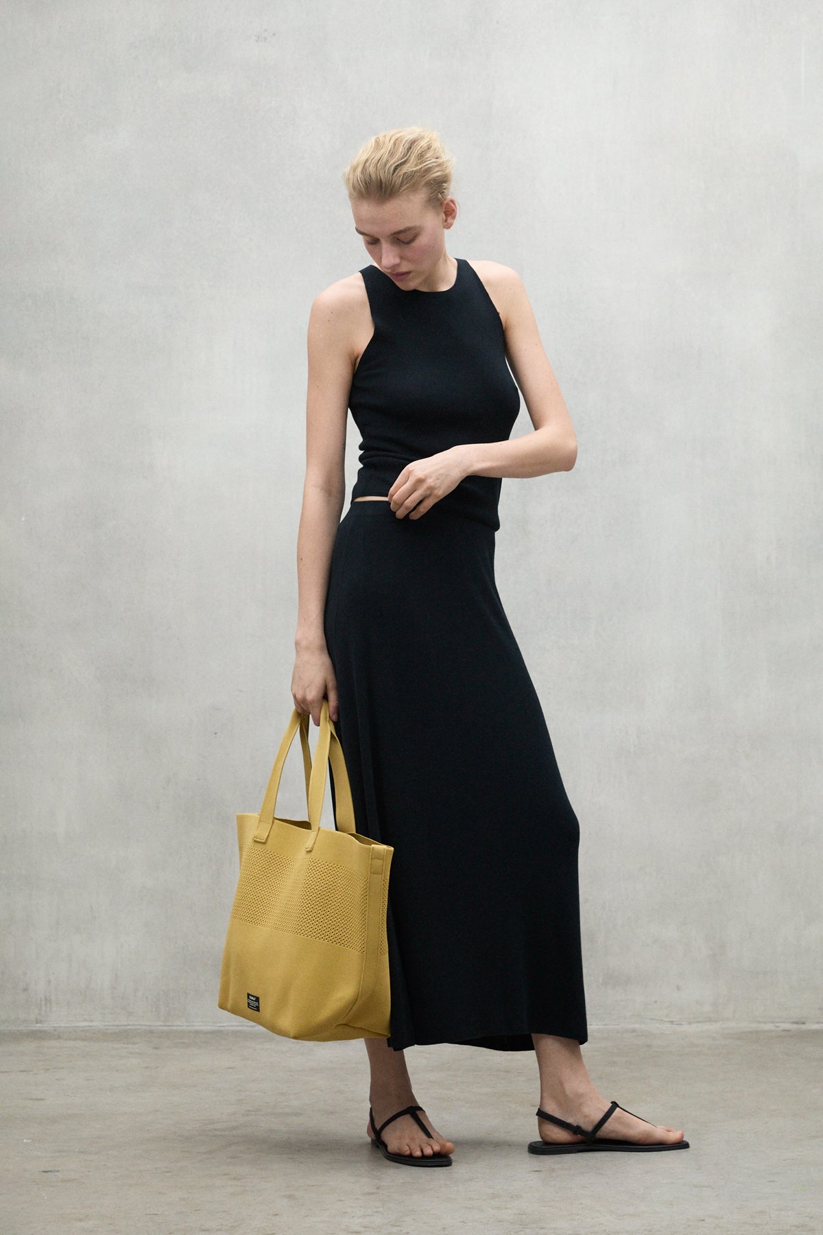 BLACK IMA SKIRT
