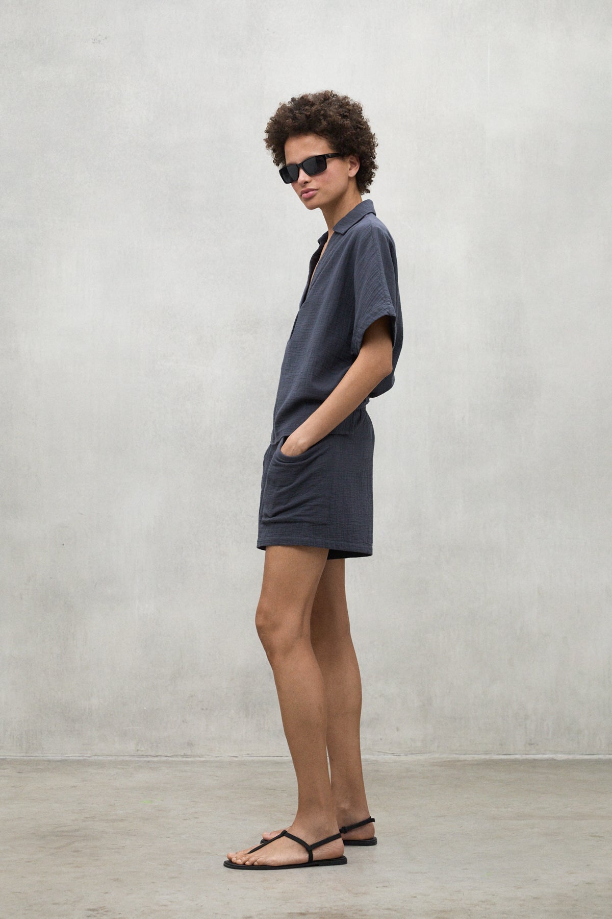 CAMISA DENIS GRIS OSCURO
