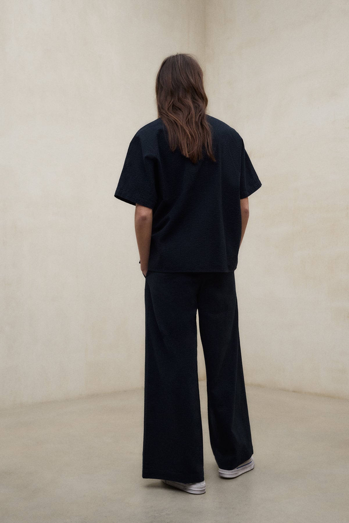 NAVY BLUE SEERSUCKER MELANIA SHIRT