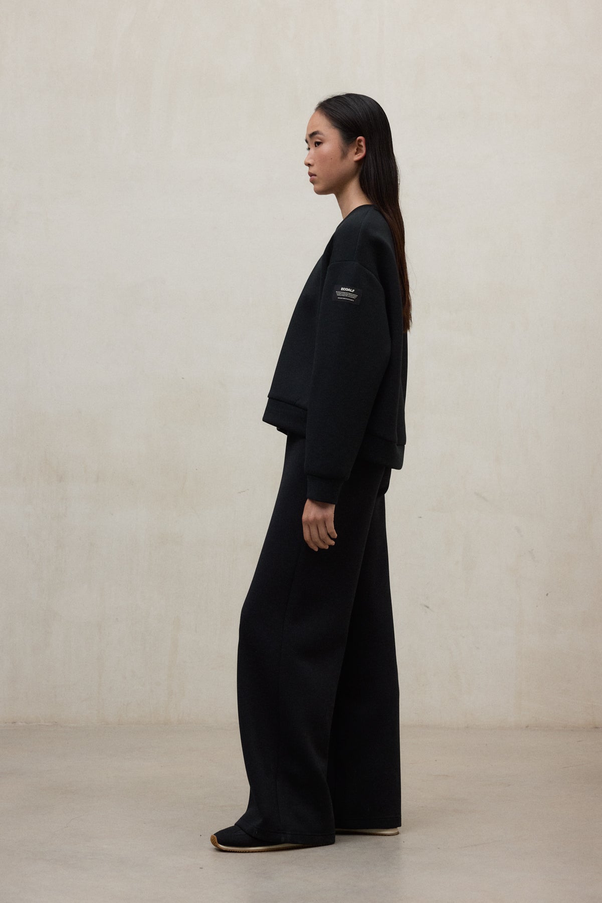 BLACK AMBOLO HOODIE