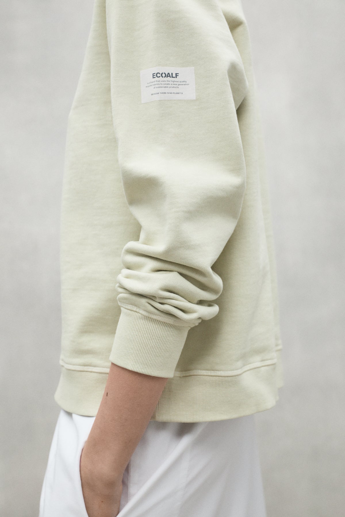 YELLOW ARECIFE SWEATSHIRT