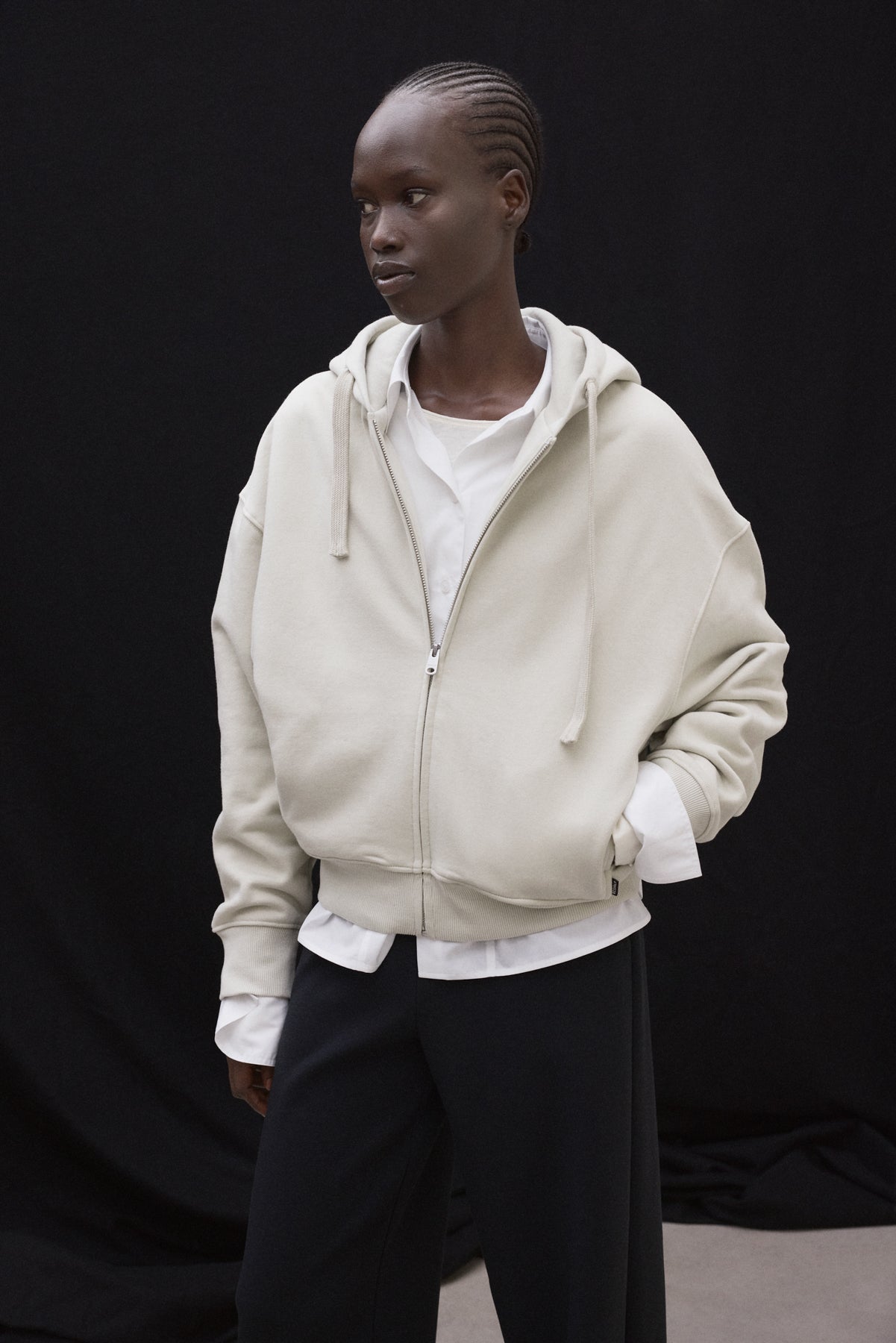 BEIGE AYLLONA HOODIE