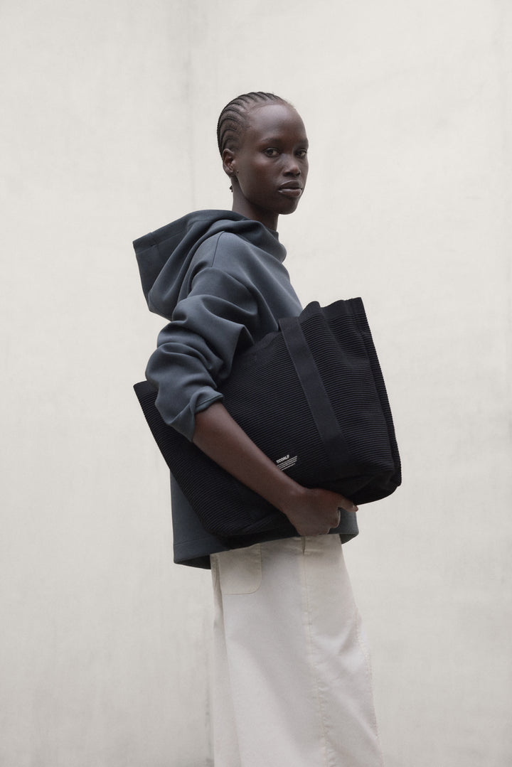 BLACK TIKA SHOPPER BAG