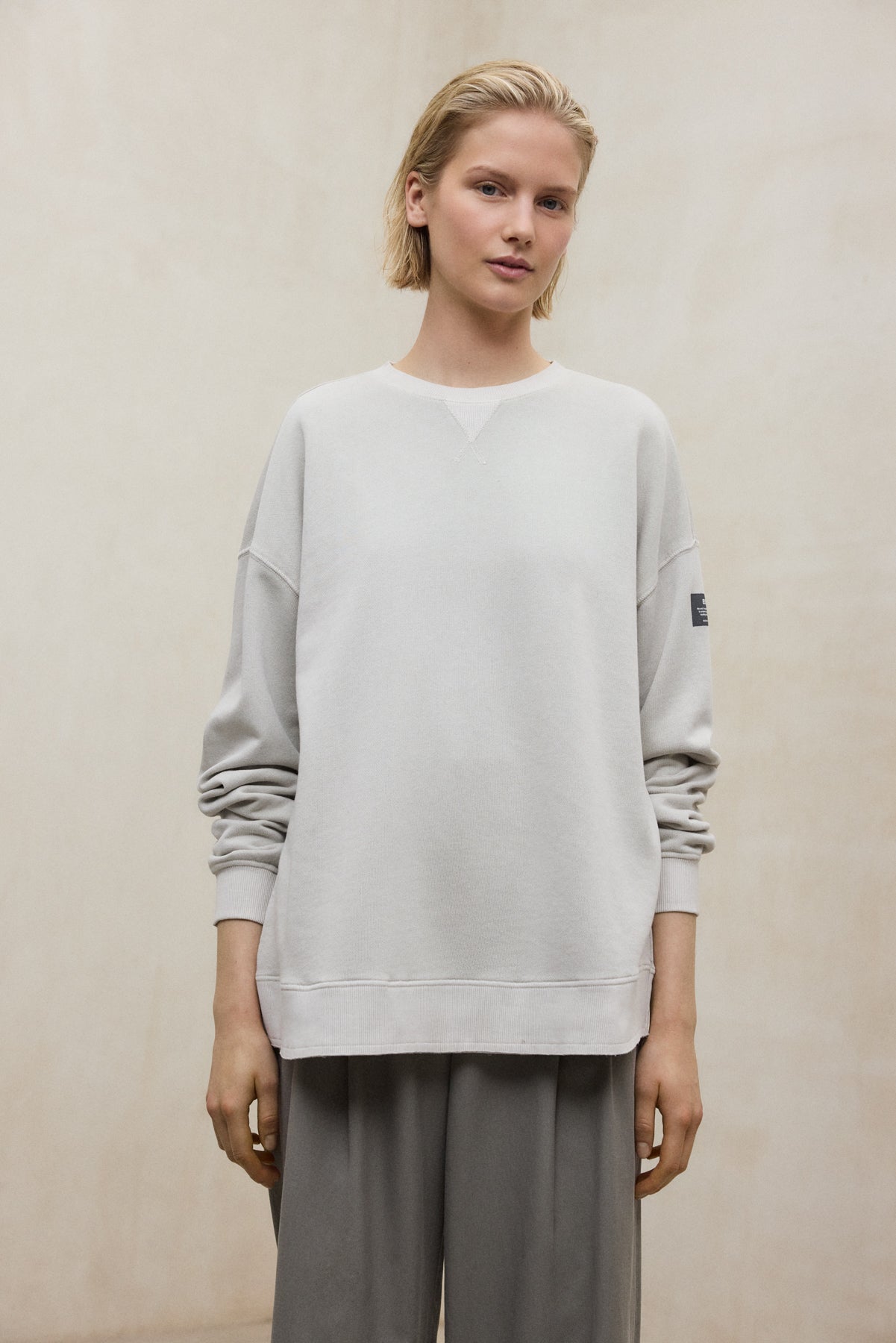 LIGHT GREY ELVAS HOODIE