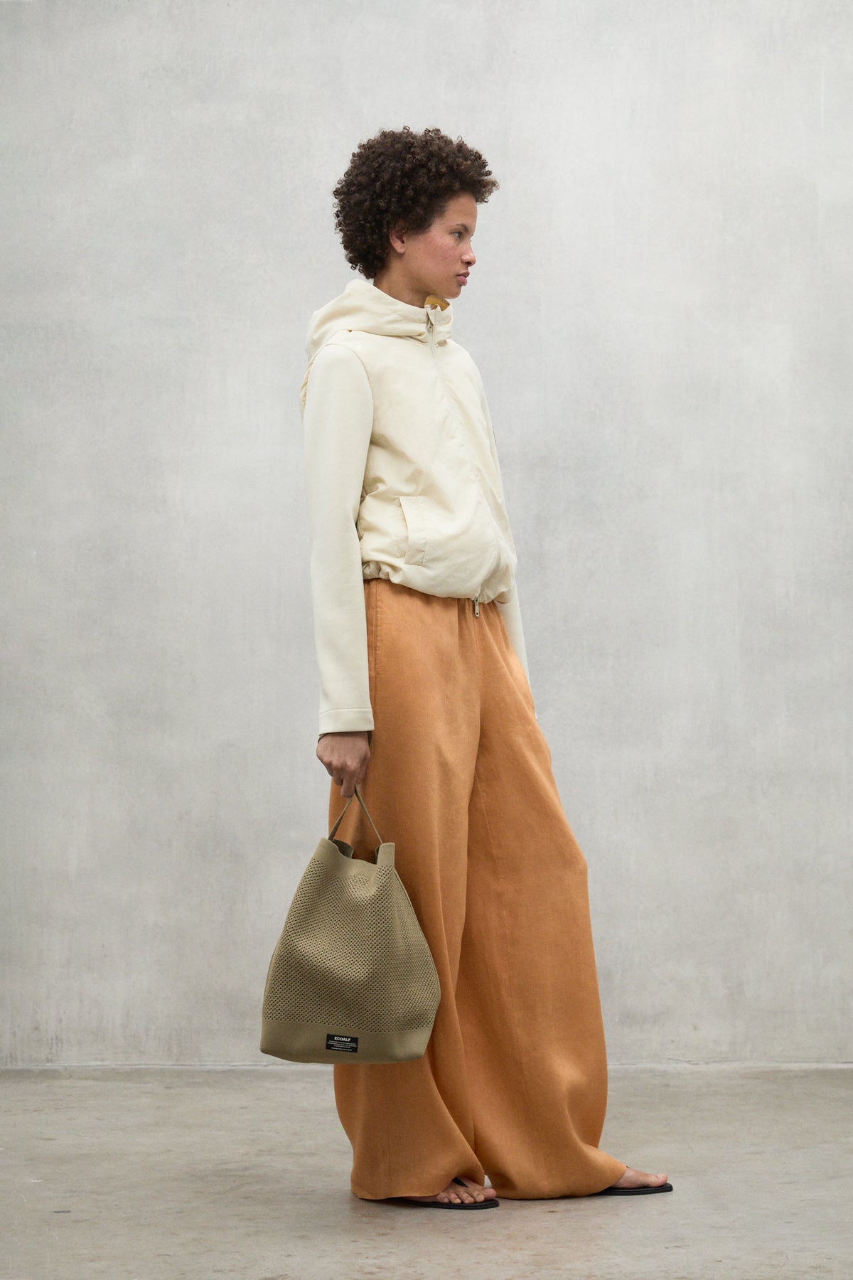 BEIGE NASCA SWEATSHIRT