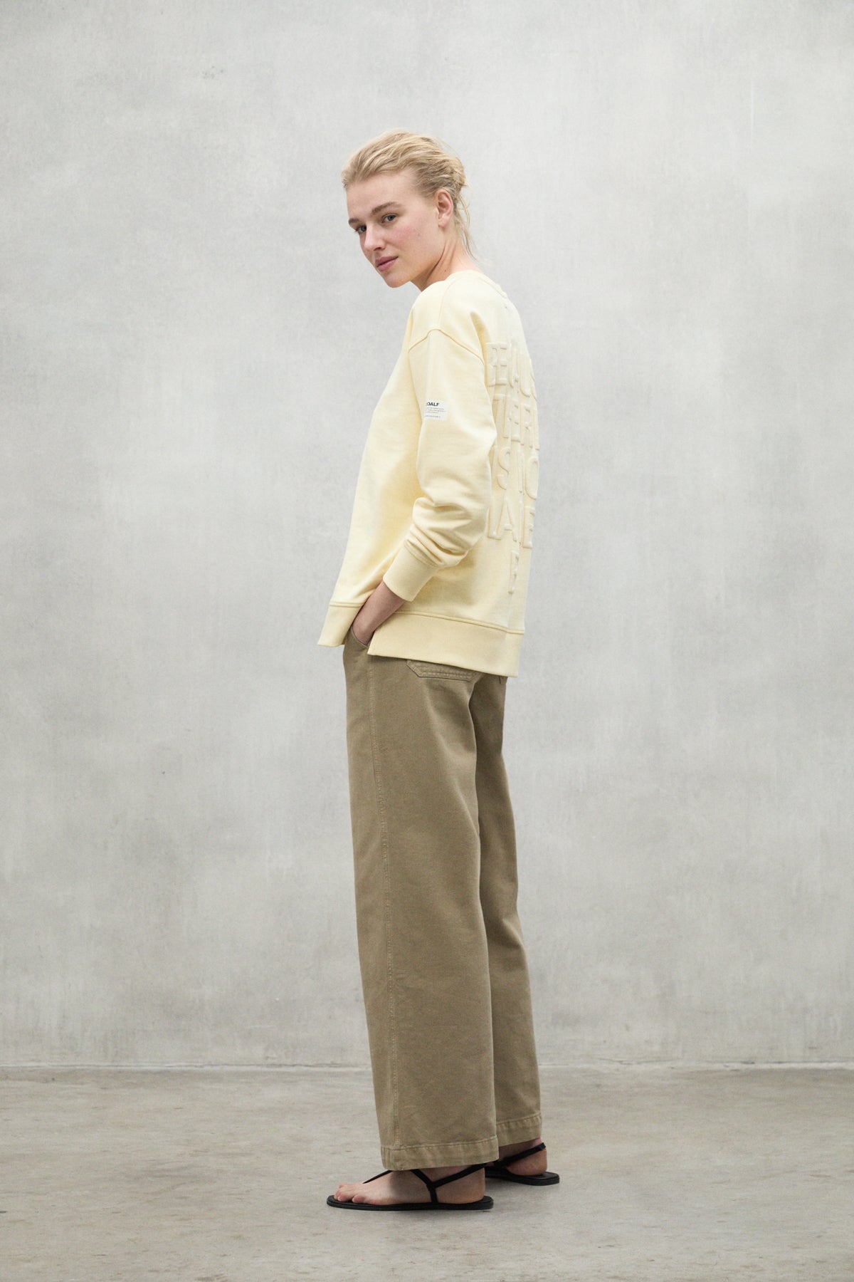 SWEATSHIRT STORM GELB
