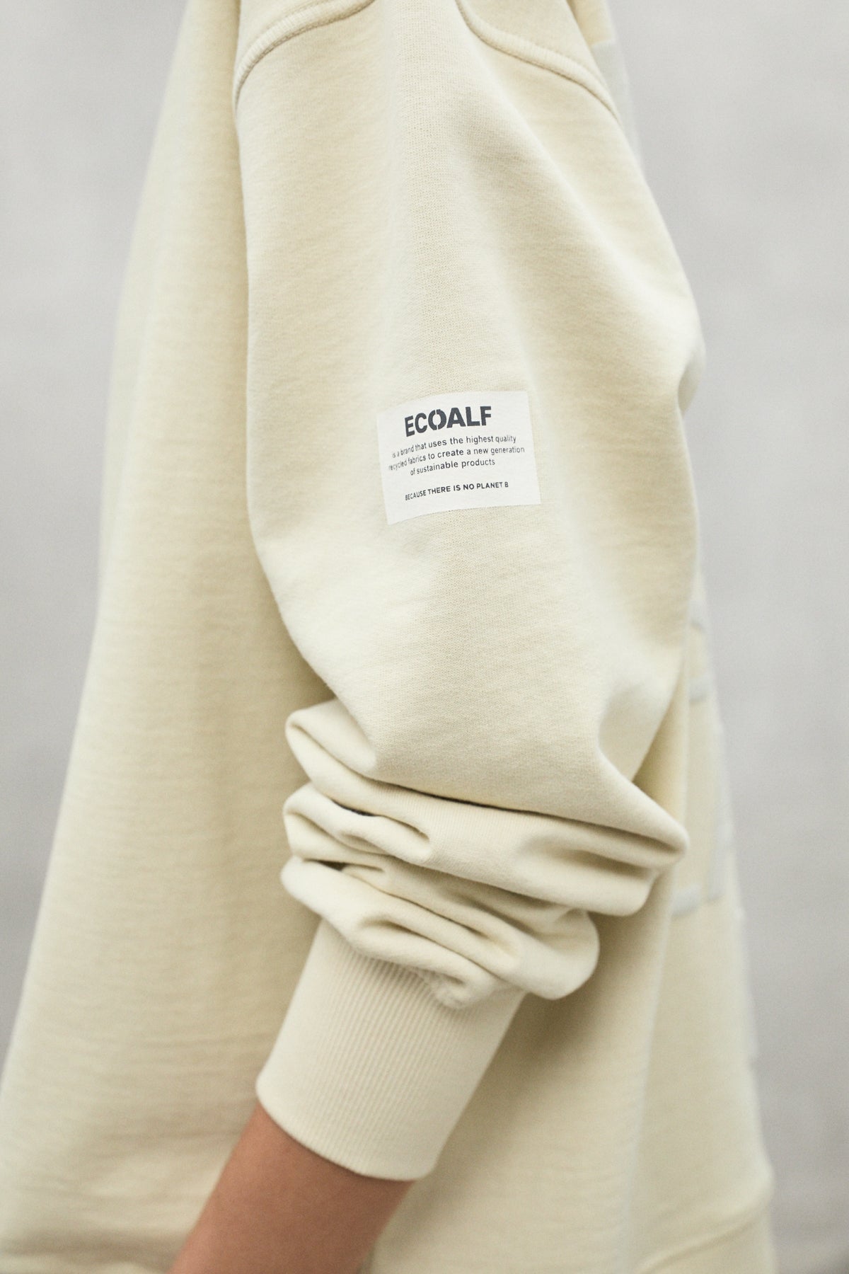 SWEATSHIRT STORM GELB