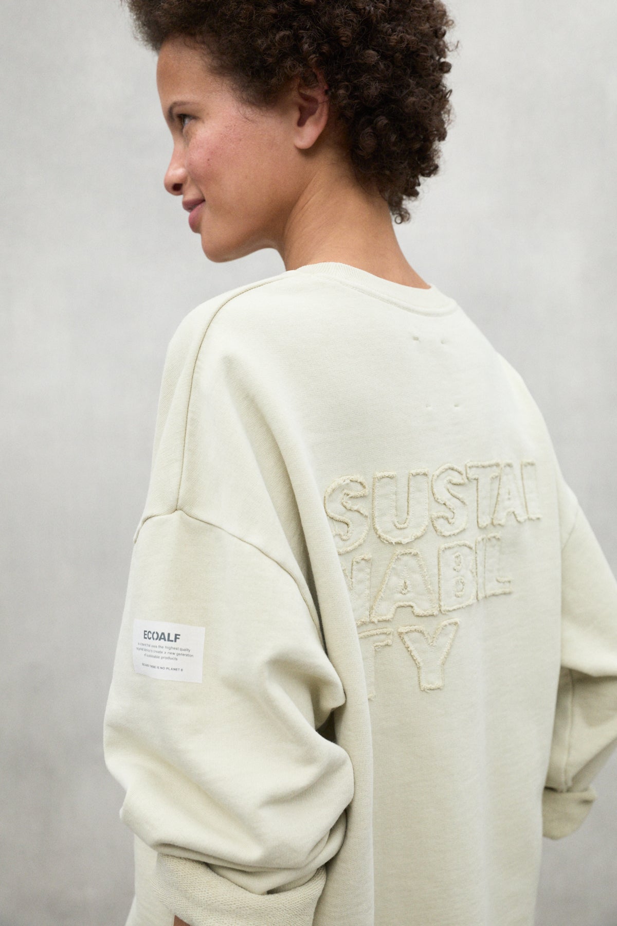SWEATSHIRT SUSTAIN GELB