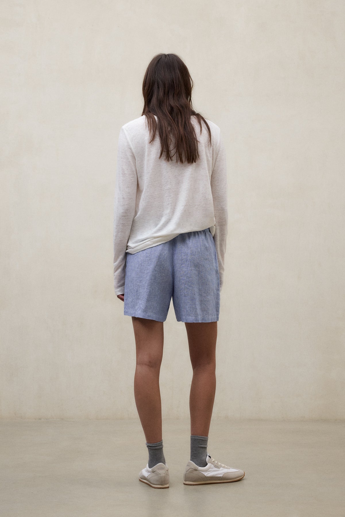 WHITE CALE T-SHIRT