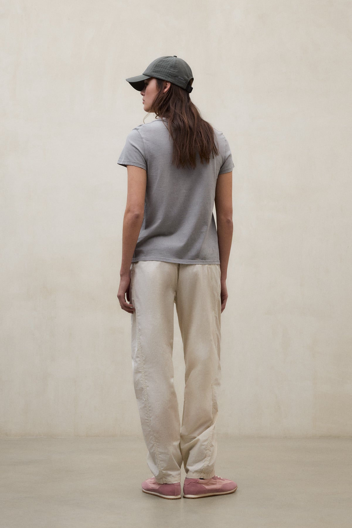 CAMISETA KEILE GRIS OSCURO