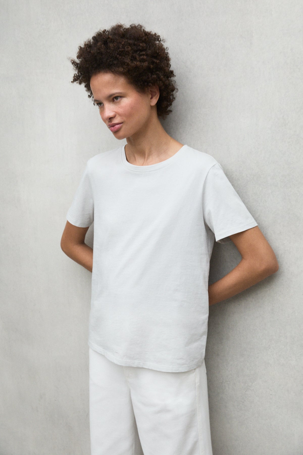 CAMISETA REGENERATION GRIS Y ROSA