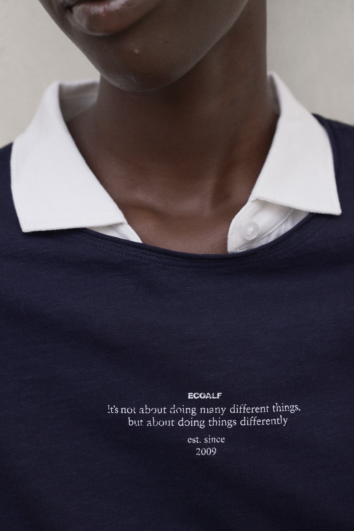 T-SHIRT NOVAR DUNKELBLAU