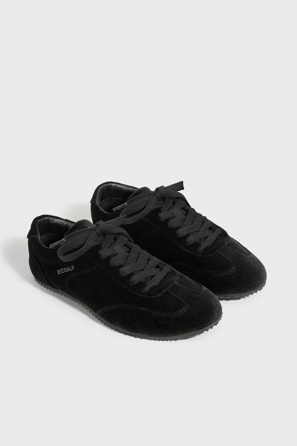 ZAPATILLA DALLAS VELVET NEGRA