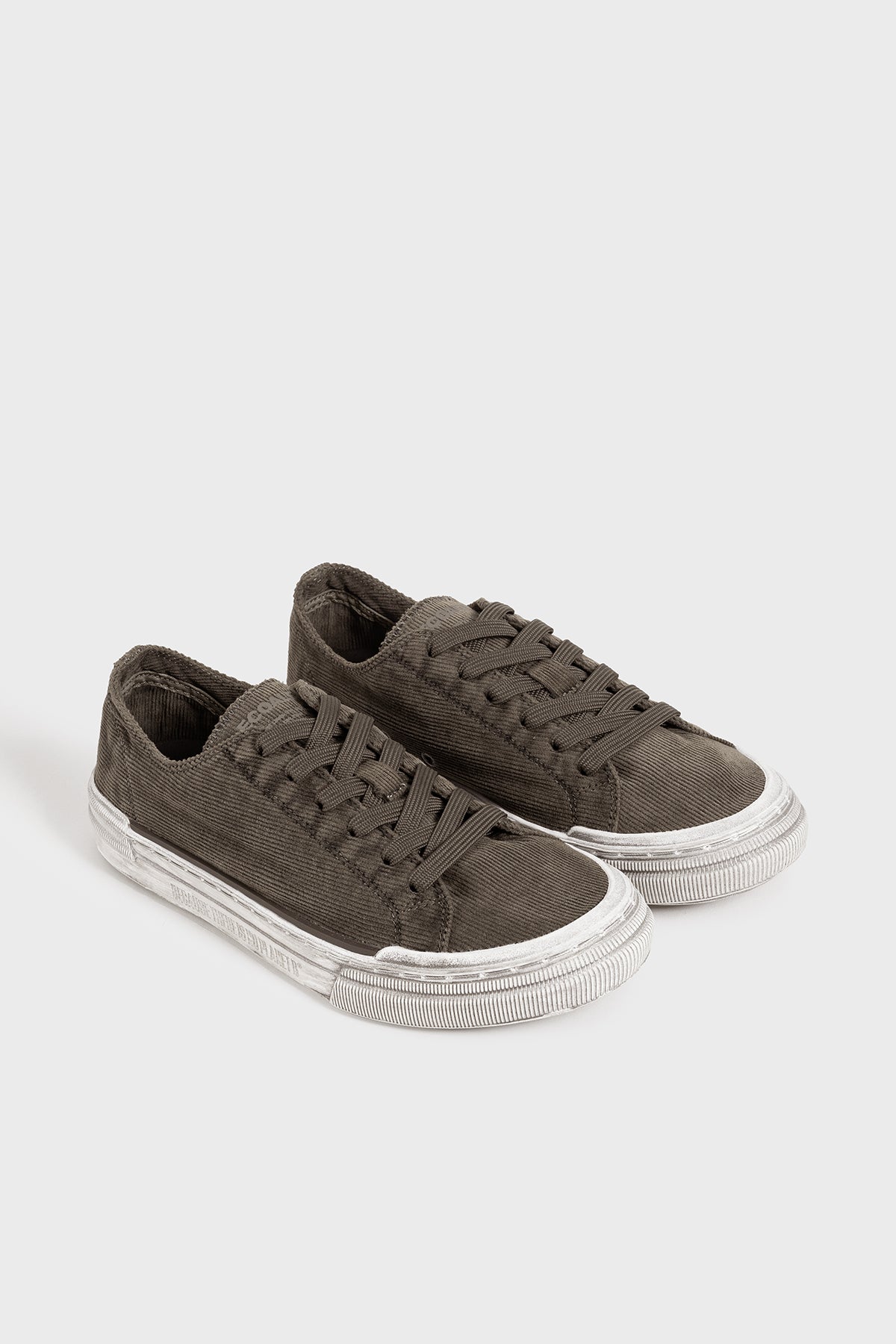 BASKETS STRENK CORDUROY MARRON