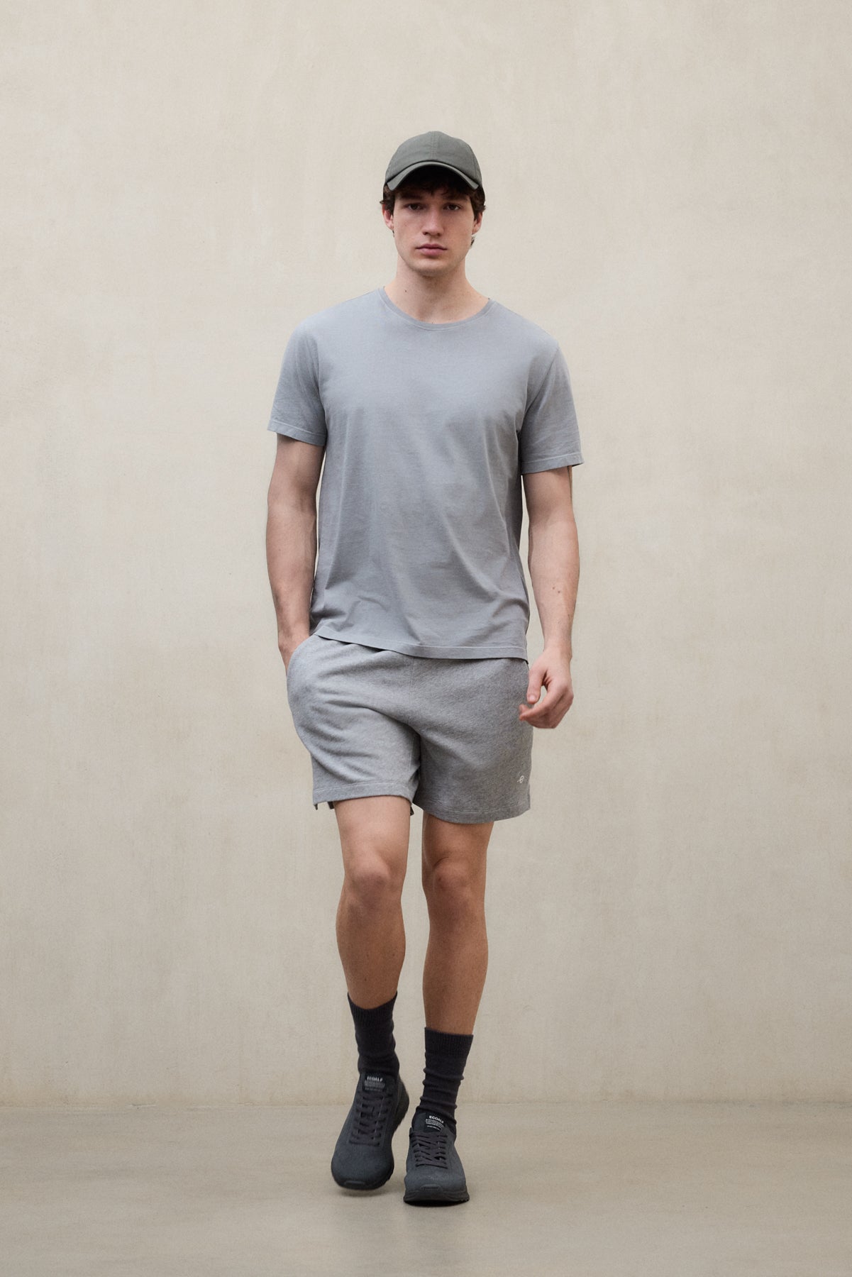 SHORTS DUAN GRISES