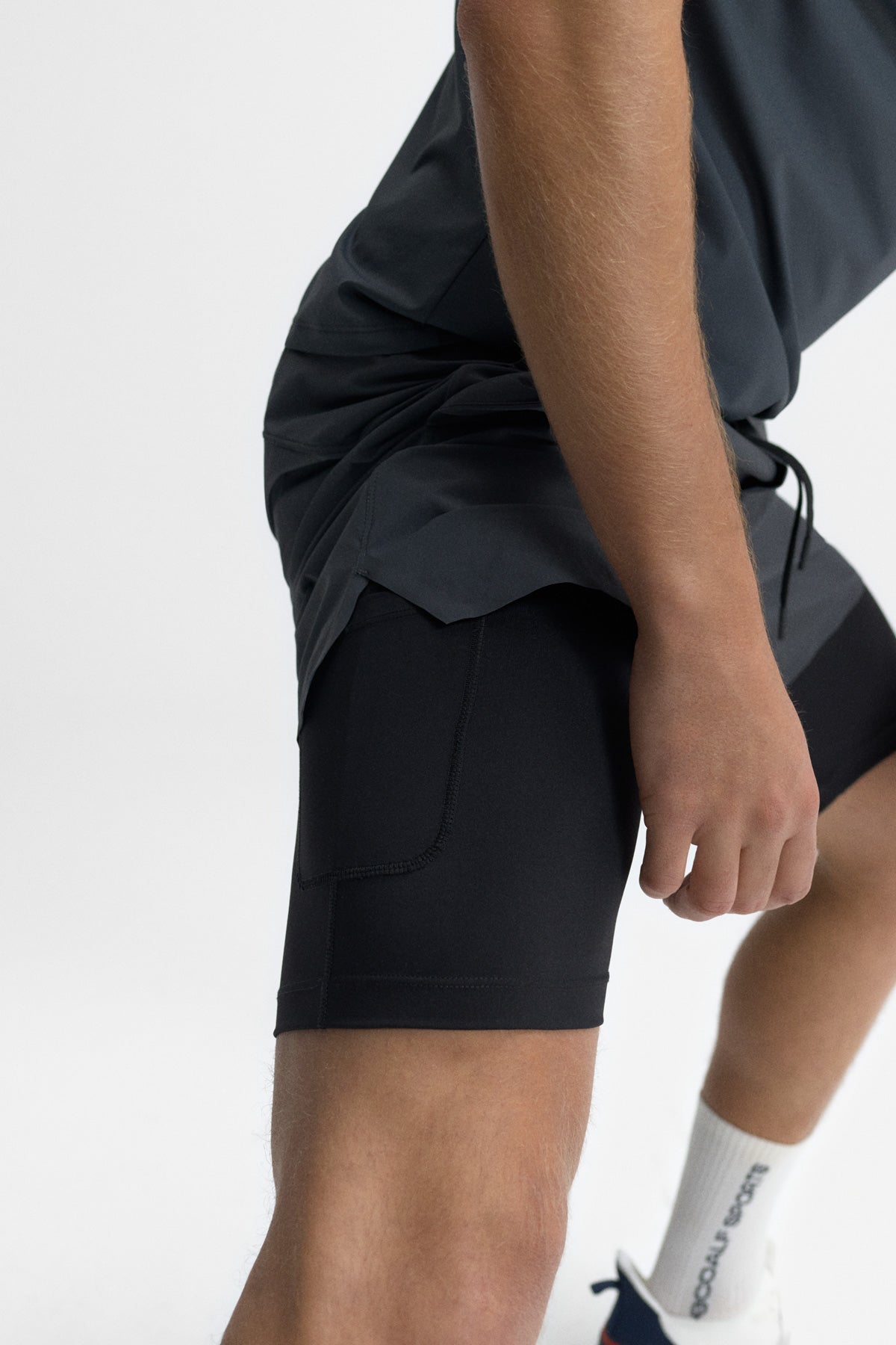ATHENS PERFORMANCE SHORTS GREY