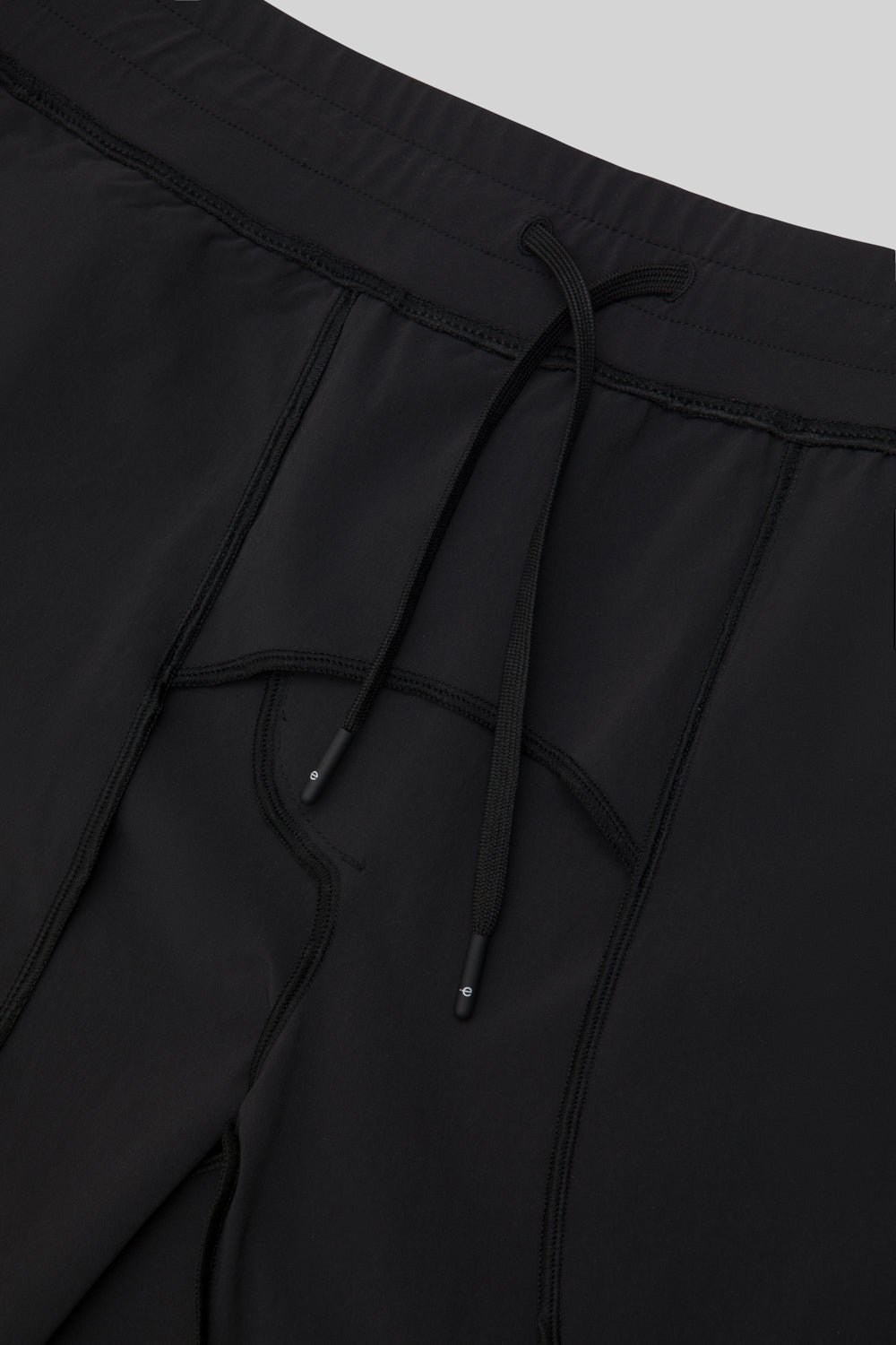 CANGGU BALANCE SHORTS BLACK