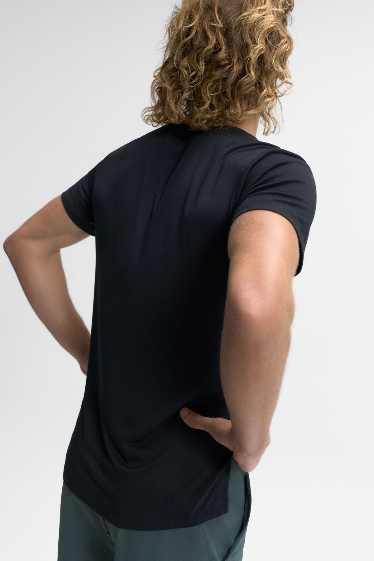AMED BALANCE T-SHIRT BLACK