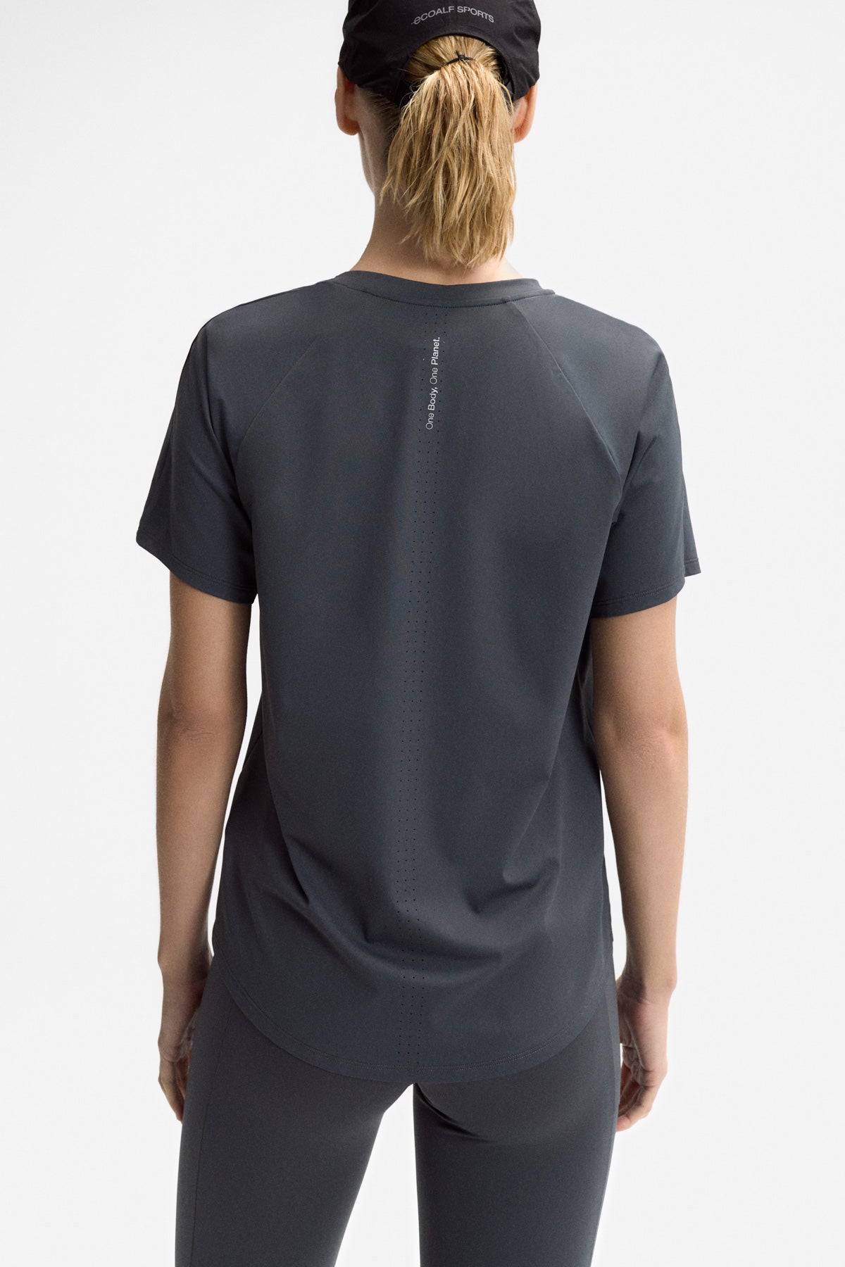 AMSTERDAM PERFORMANCE T-SHIRT GREY