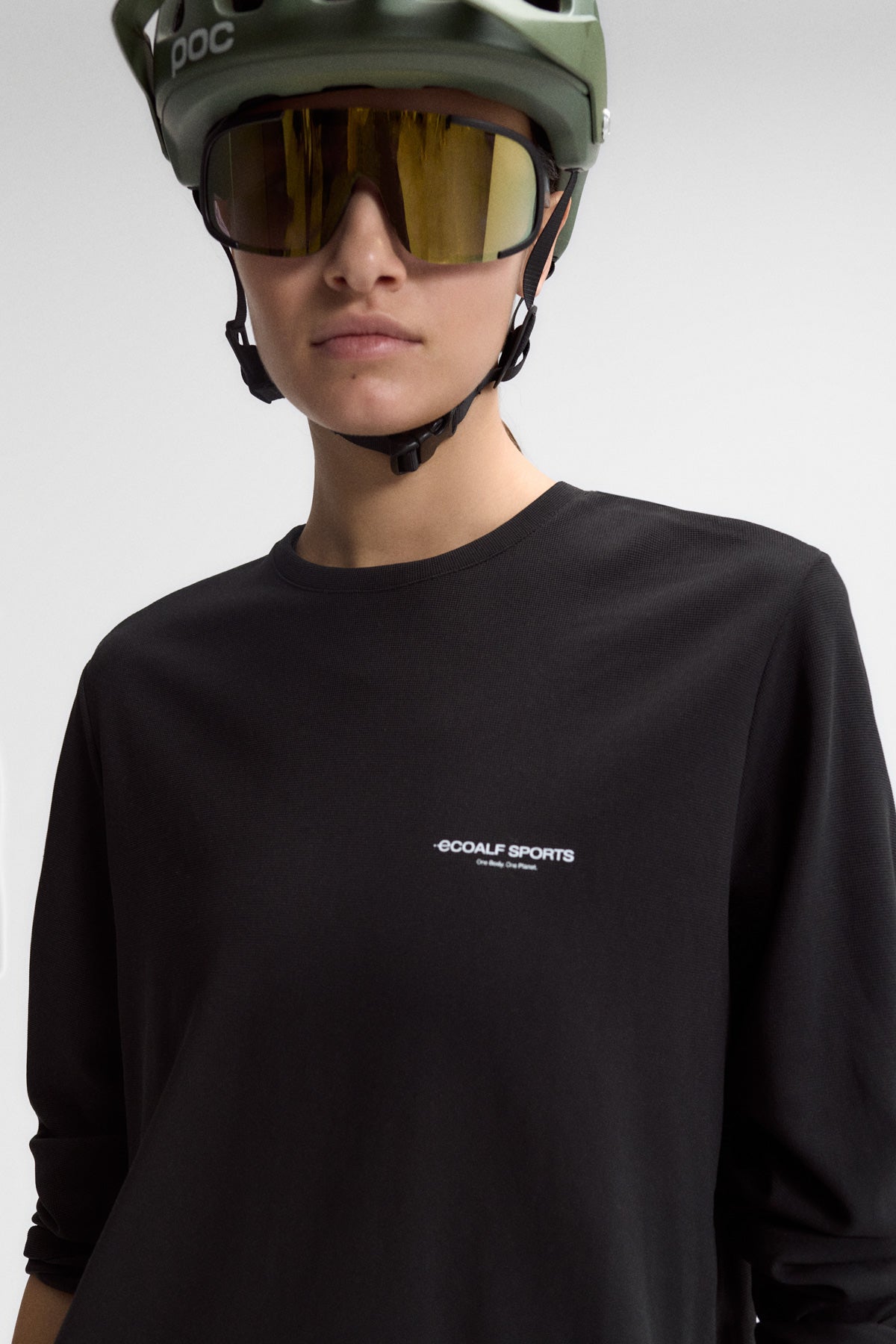 VAL EXPLORER LONG SLEEVE T-SHIRT UNISEX BLACK