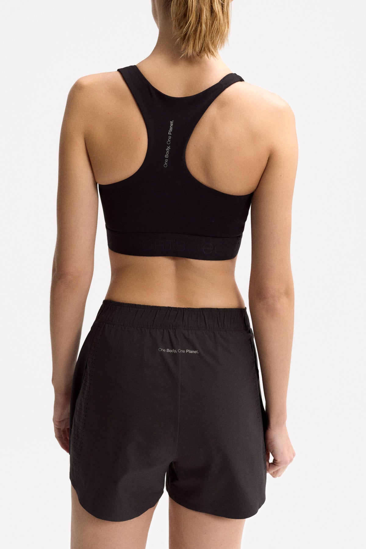 BERLIN PERFORMANCE TOP BLACK
